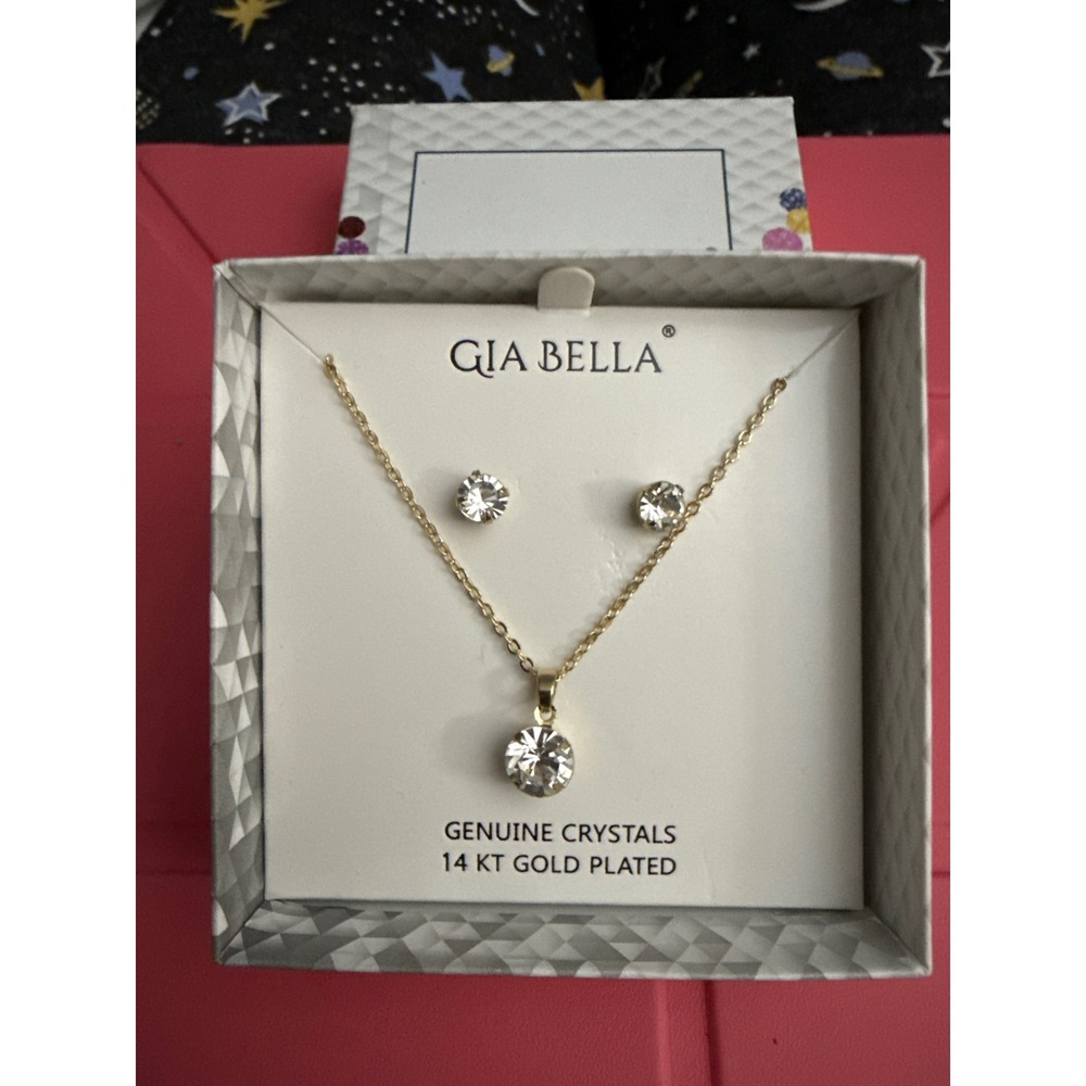 Gia Bella 14KT Gold Plated Genuine Crystal Necklace and Stud Earring‎ Set NIB